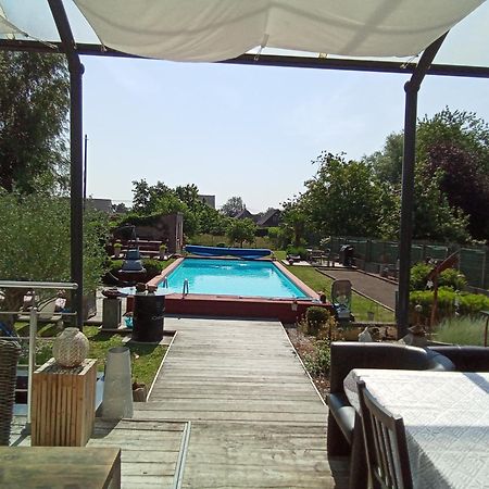On Dirait Le Sud Hotell Chievres Exteriör bild