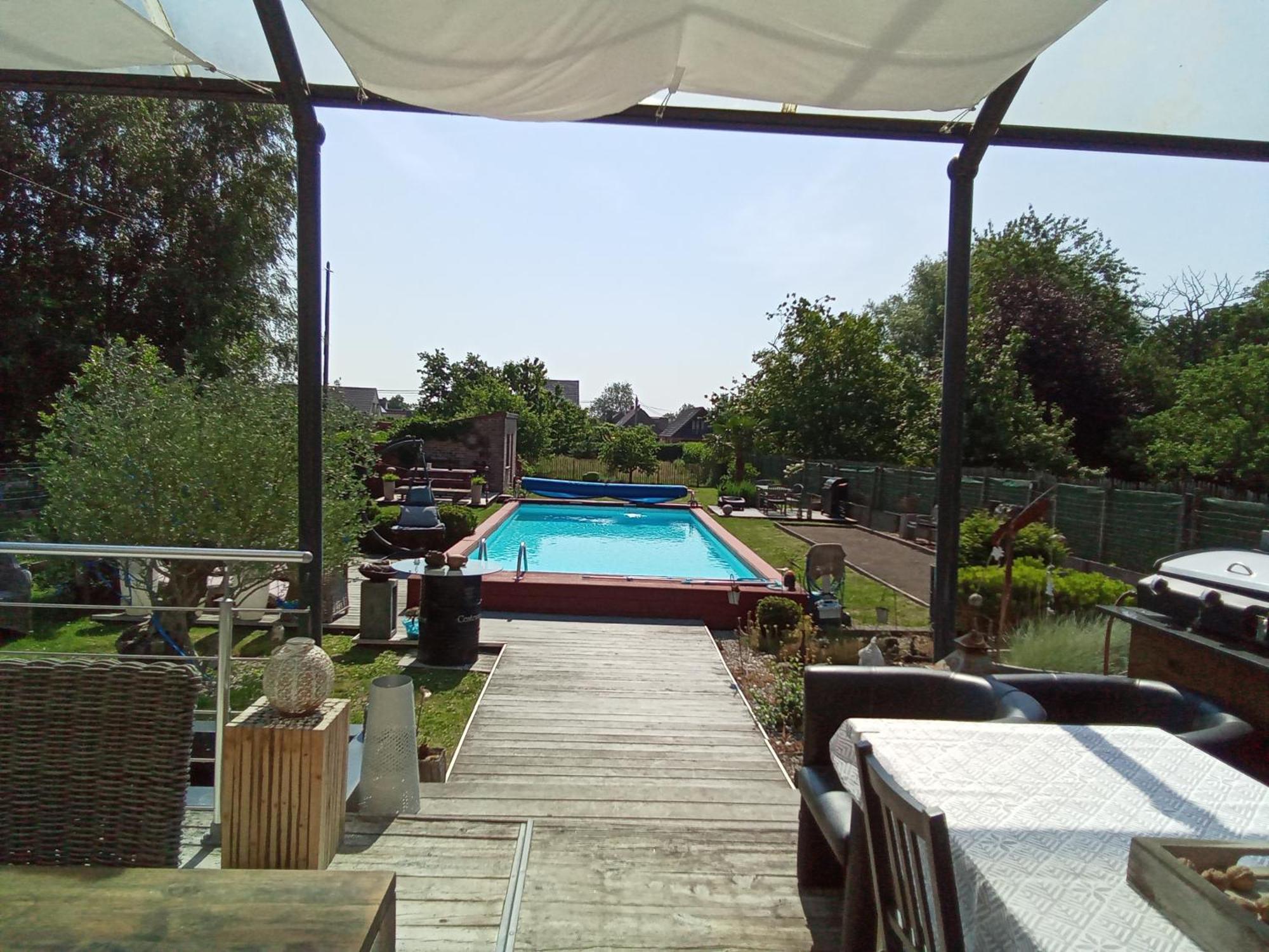 On Dirait Le Sud Hotell Chievres Exteriör bild